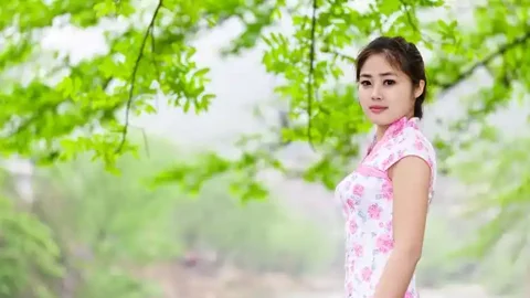 女子自驾老虎咬车漆事件